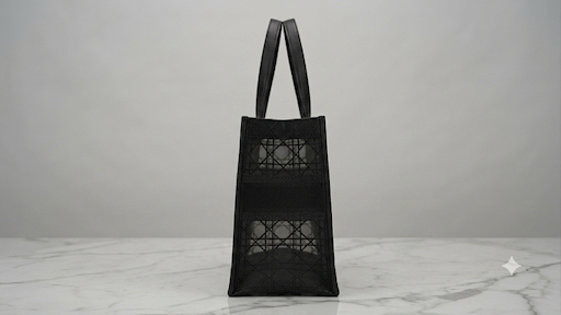 Dior Mesh Tote Bag – Christian Dior Paris | White – Limited Edition Dior Beauty Tote