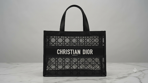 Dior Mesh Tote Bag – Christian Dior Paris | White – Limited Edition Dior Beauty Tote