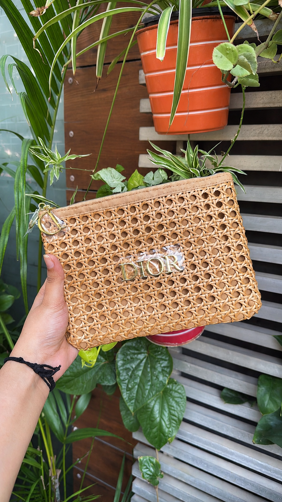 Dior Solar Escape Raffia Beauty Pouch – Limited Edition Dior Beauty Summer Cosmetic Bag